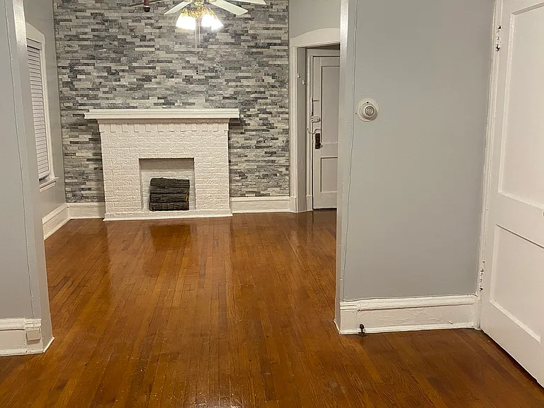1753 W Catalpa Ave #1 — Photo 22
