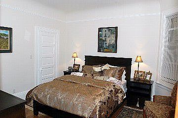 3rd image of 5353 Memorial Dr #293