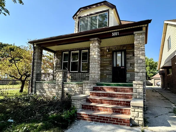 5051 Caniff St, Hamtramck, MI 48212