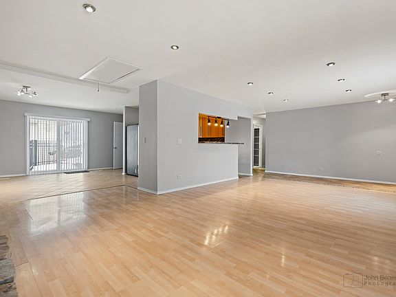 4th image of 7426 Northway Dr