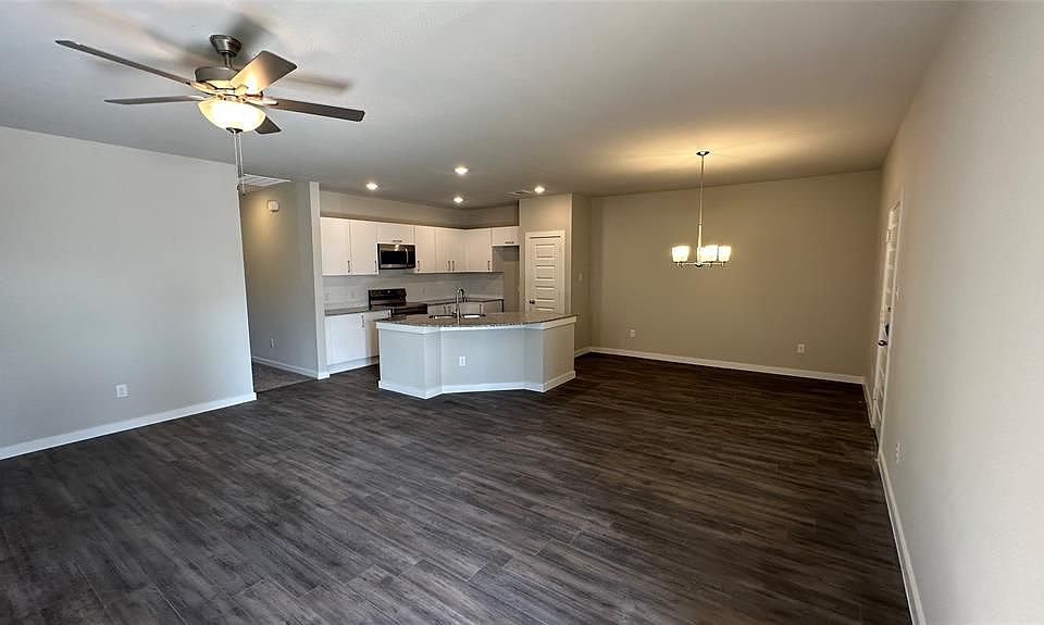 1st image of 9808 Grosbeak Ln
