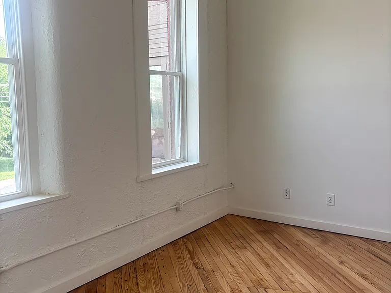37 Union St #102 — Photo 12