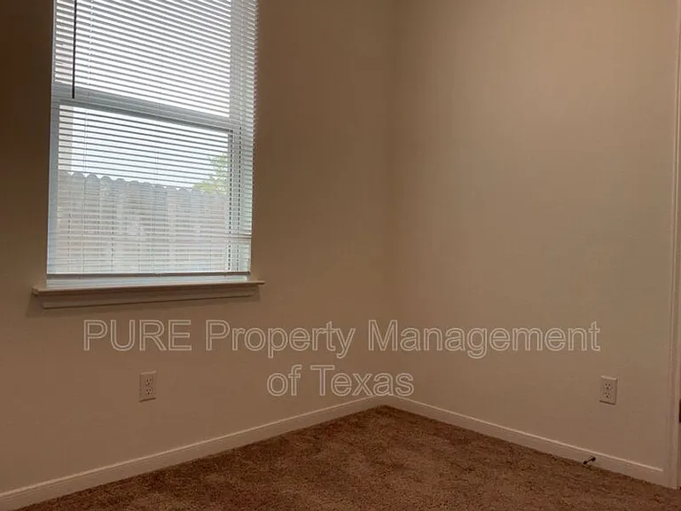 17901 Giglio Way — Photo 22