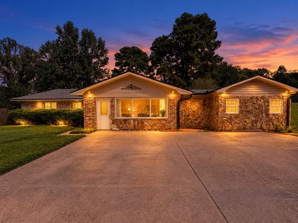 1369 Wafer Rd, Haughton, LA 71037