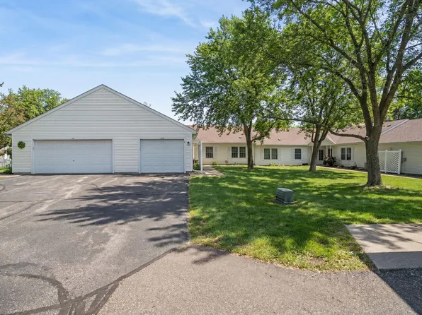 114 Carmel Ave W #15, Saint Paul, MN 55118