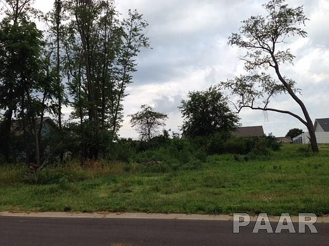 1st image of 30 Ashwood Ln