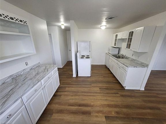 5th image of 4112 2nd ST W