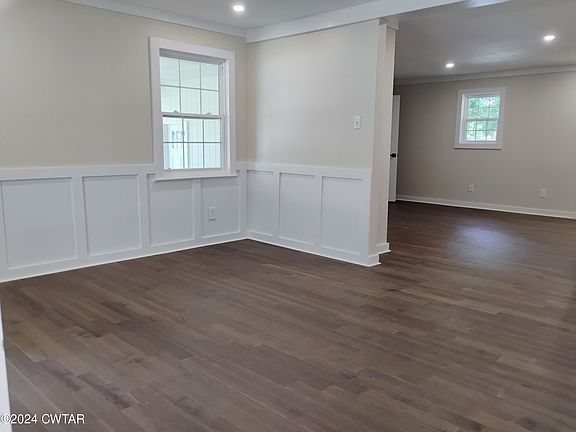 2nd image of 26 Teakwood Dr