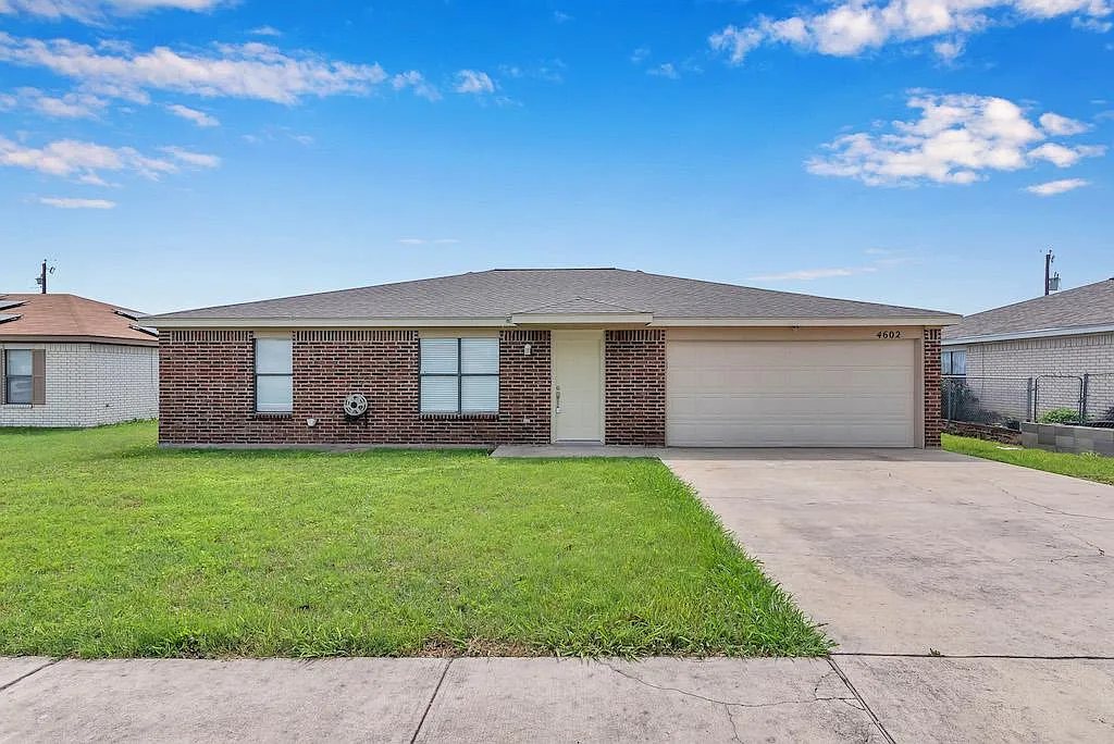 4602 Ronald Dr — Photo 2