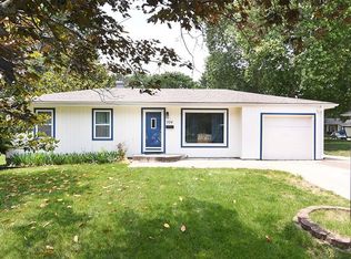 504 NW Ward Rd, Lees Summit, MO 64063