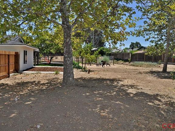 3rd image of 1820 Driftwood Dr