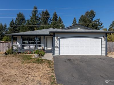 204 Seattle Street E, Rainier, WA, 98576