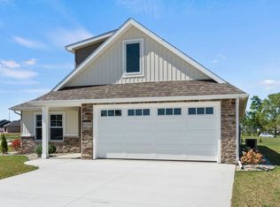 2009 Linchel Ct, Angola, IN 46703
