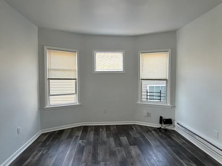 59 N 15th St #3 — Photo 11