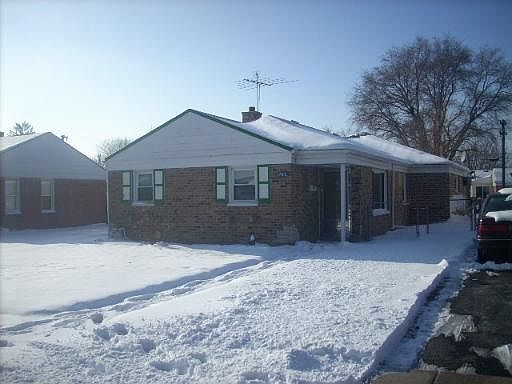 1st image of 2702 Leona St