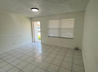 2224 Pierce St #1-4, Hollywood, FL 33020