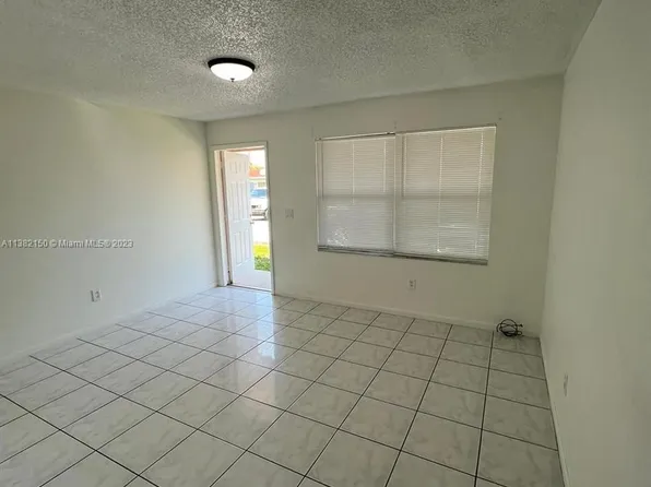 2224 Pierce St #1-4, Hollywood, FL 33020
