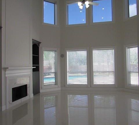 3rd image of 2703 San Carlos Ct
