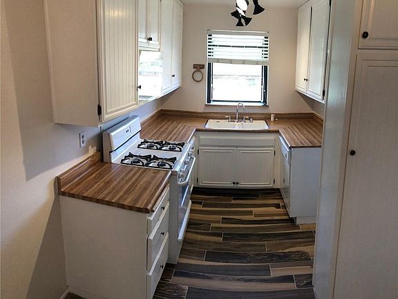 3rd image of 27949 Tyler Ln Unit 354