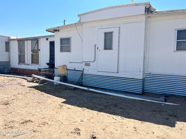 las-cruces-new-mexico-2062632538 picture