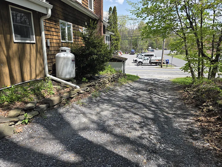 353 Main St #1 — Photo 9