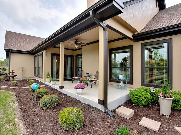 3rd image of 200 Iva Bell Ln