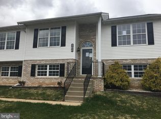 200 Hammersham Ct, Taneytown, MD 21787