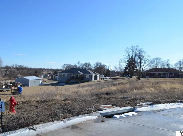 LOT 4 E Park St, Weeping Water, NE 68463