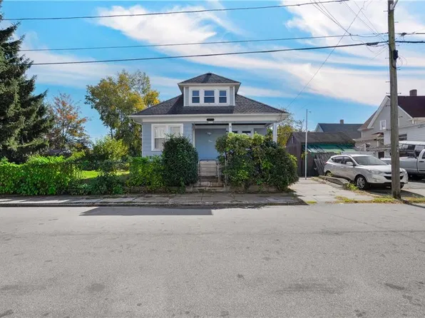 40 Elmdale Ave, Providence, RI 02909