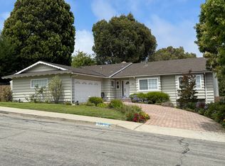 304 N Meadows Ave, Manhattan Beach, CA 90266