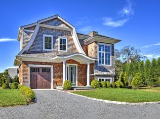 250 Pantigo Rd, East Hampton, NY 11937
