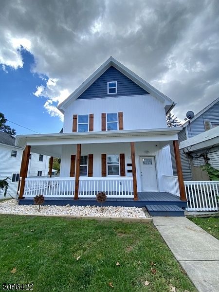 1st image of 12 Hamburg Ave