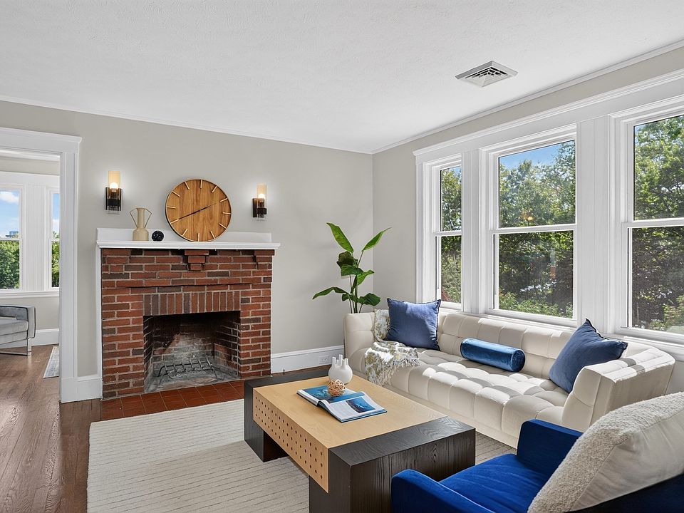 1st image of 330 Charles River Rd #330