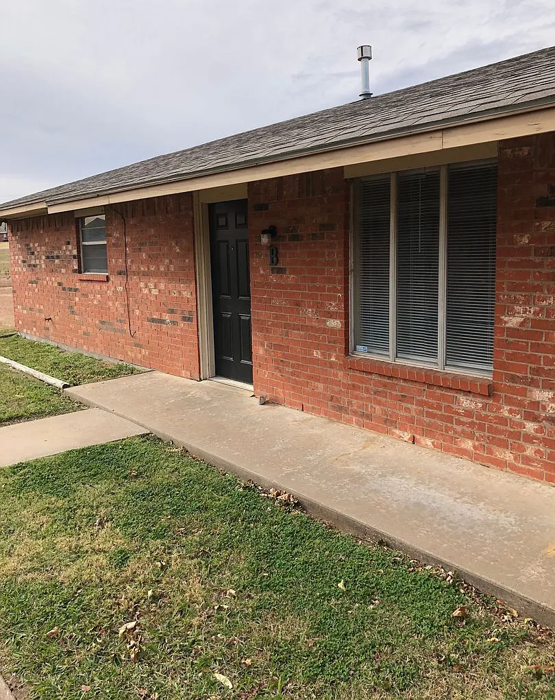 7534 NW Tango Road — Photo 1