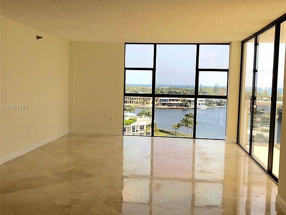5th image of 20505 E Country Club Dr APT 933