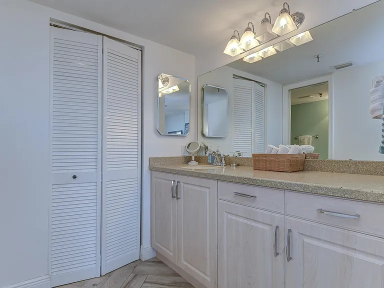 6322 Palma Del Mar Blvd S #505 — Photo 30