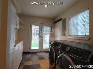 1108 Tacoma Ave, Pt Orchard, WA 98366
