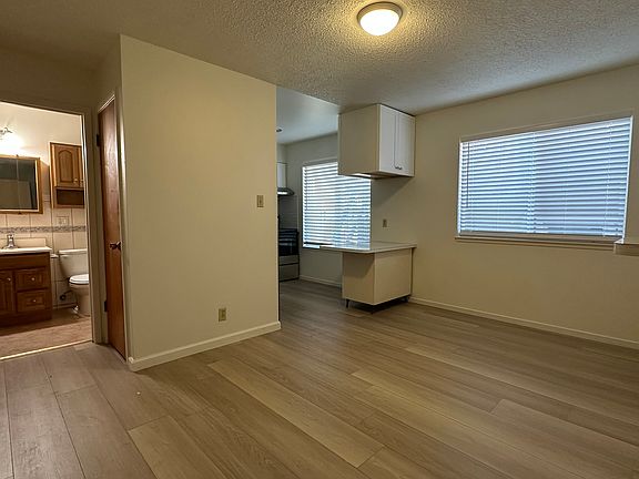 2nd image of 365 2nd Ave APT 2