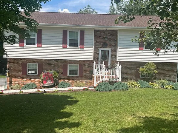 119 Sweetgum St, Elkton, VA 22827