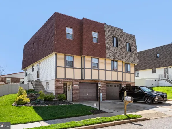 15127 Kovats Dr, Philadelphia, PA 19116