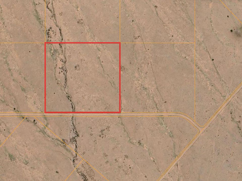 2nd image of 306 Desert Mesa Rd