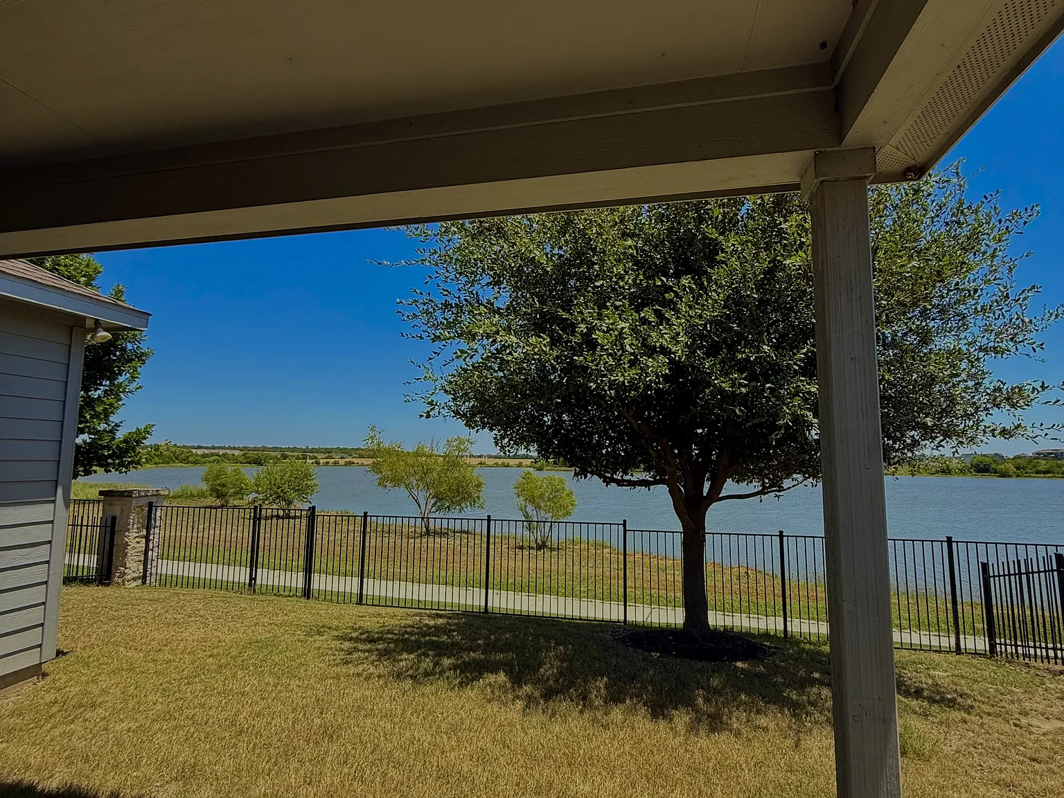 X - Settlement Drive 3017 Unit #18 -- Ronda - 1 — Photo 2