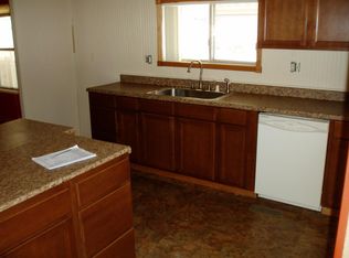 17490 Bluewater Bay Ln, Friant, CA