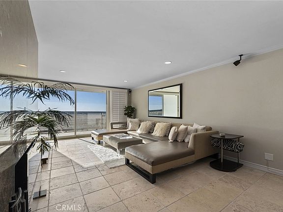 2nd image of 4 Jib St APT 3