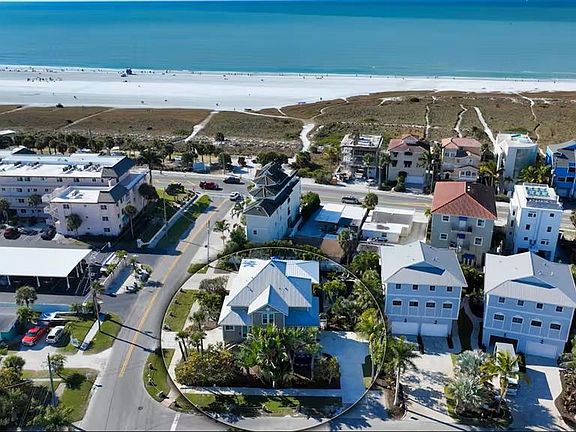 2nd image of 5610 AVENIDA DEL MARE