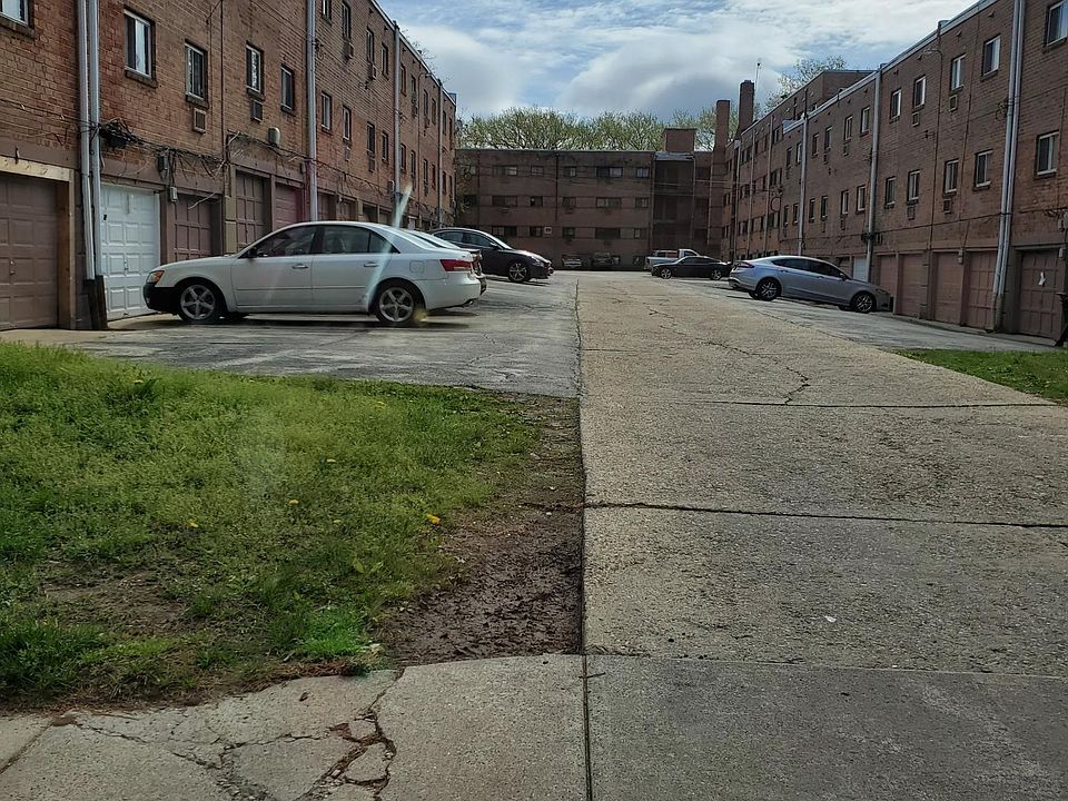1st image of 7011 N 15th St #2C4