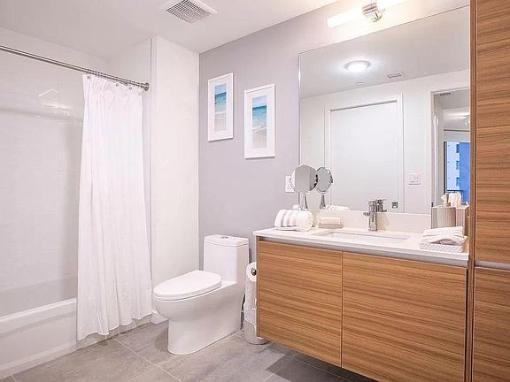 5th image of 2502 Biscayne Blvd #1104