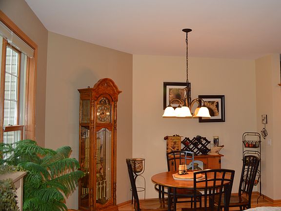 3rd image of 3319 N Stone Creek Cir