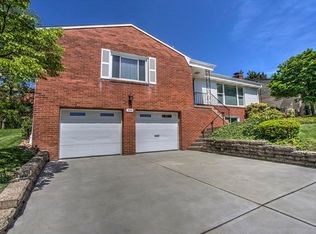 209 Oriole Dr, Pittsburgh, PA