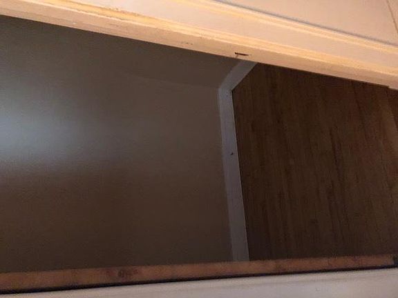 5th image of 1108 N Karlov Ave